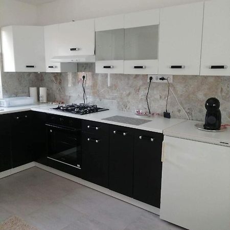 Horvath Apartman Appartement Keszthely Buitenkant foto