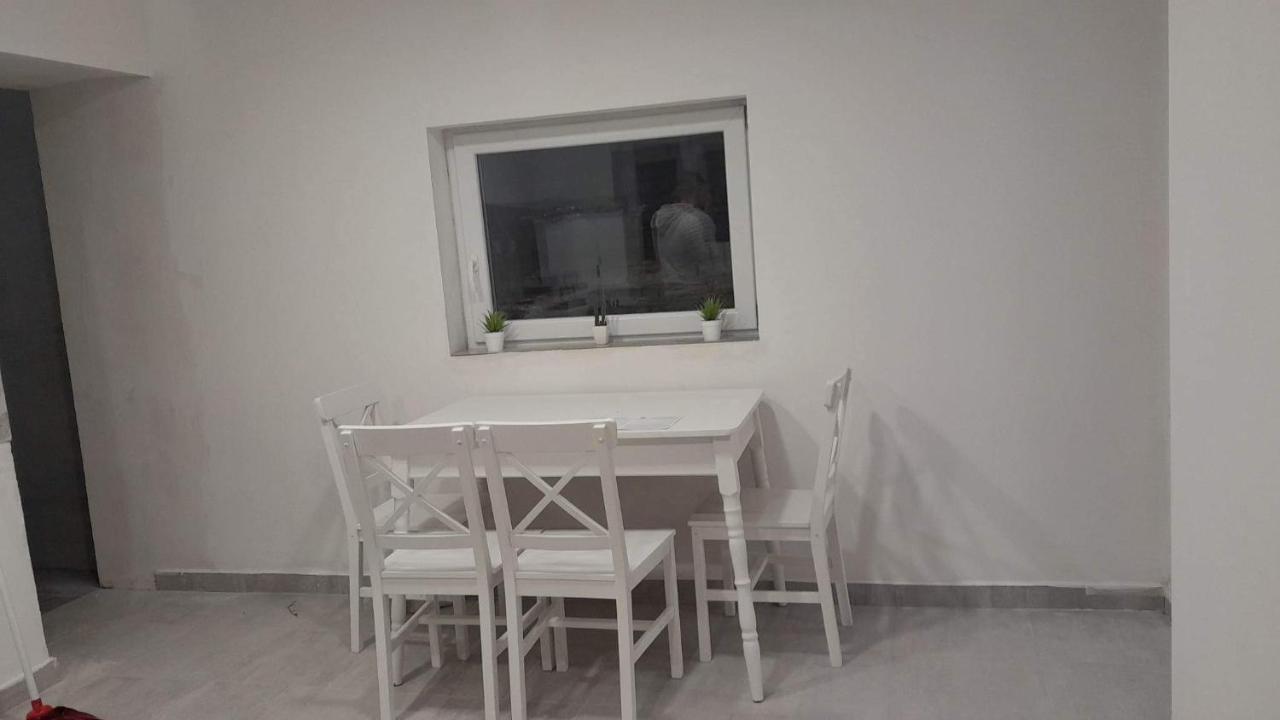 Horvath Apartman Appartement Keszthely Buitenkant foto
