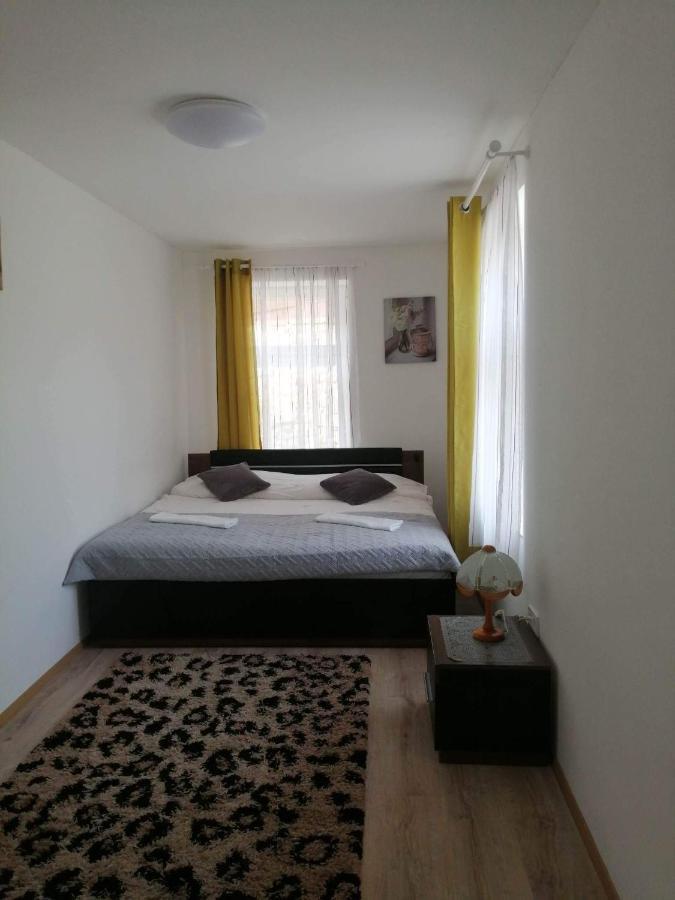 Horvath Apartman Appartement Keszthely Buitenkant foto