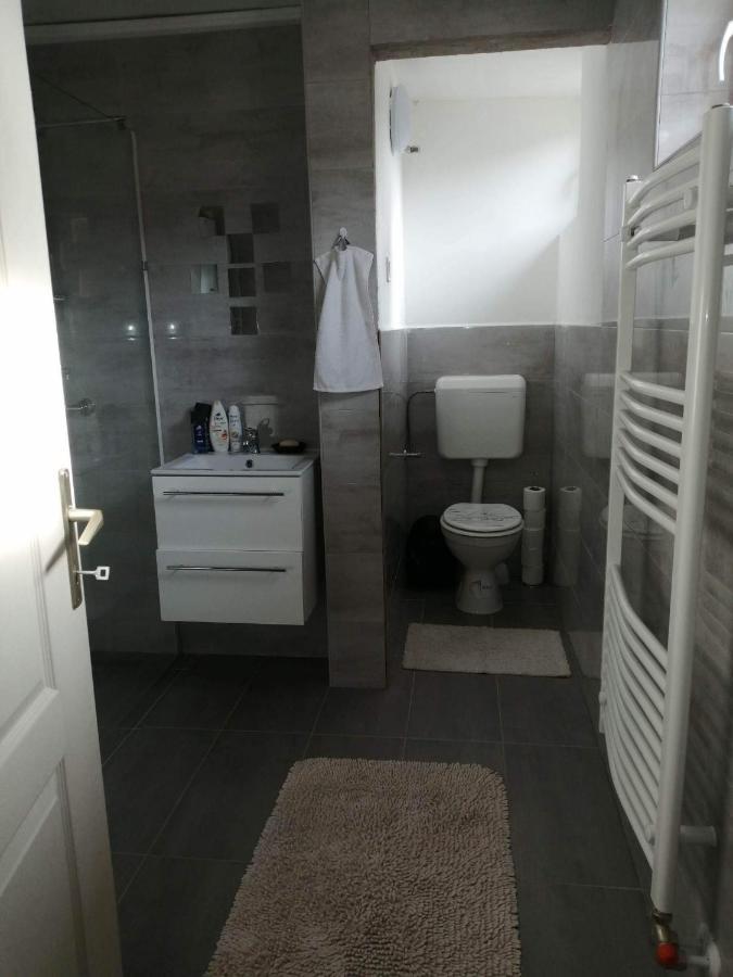 Horvath Apartman Appartement Keszthely Buitenkant foto