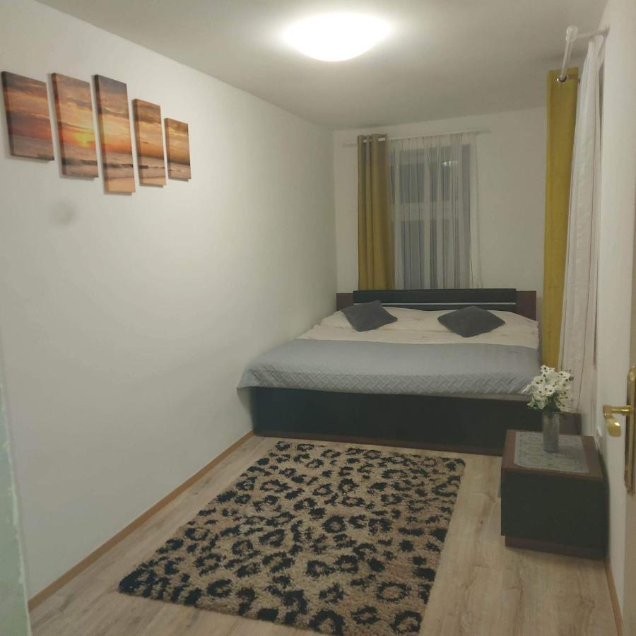 Horvath Apartman Appartement Keszthely Buitenkant foto